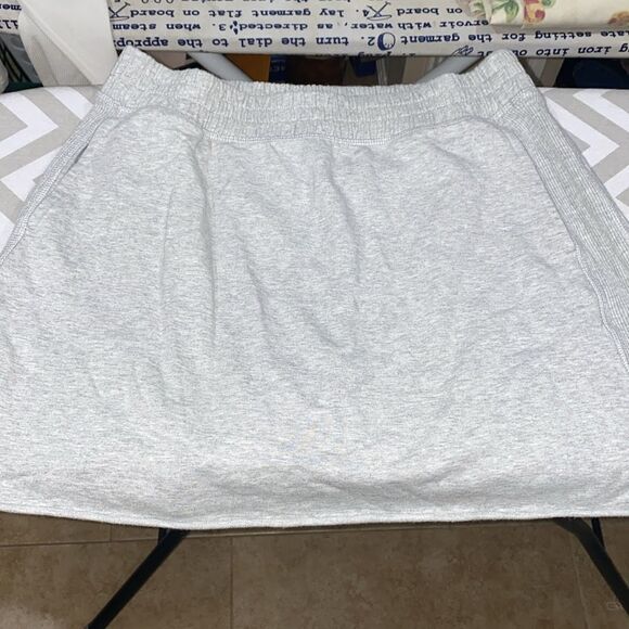 Athleta Grey Skirt - Picture 3 of 5